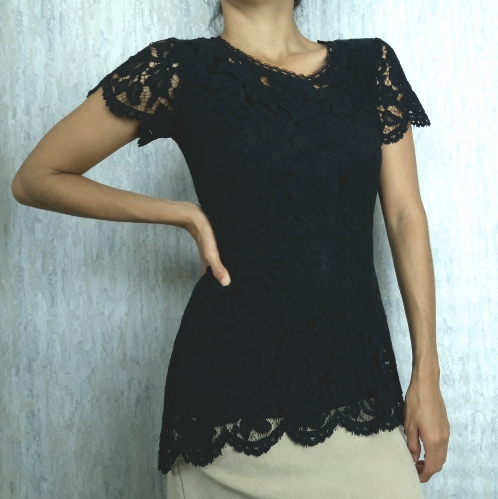 Isaac Mizrahi lace peplum top - Picture 2 of 8